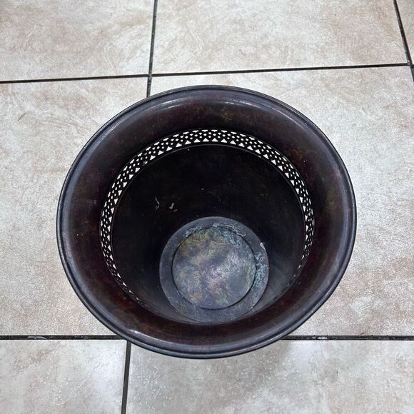 Antique Finished Metal Decorative Planter Multi-Function Brown 8.5" Bell Shaped - Picture 6 of 11